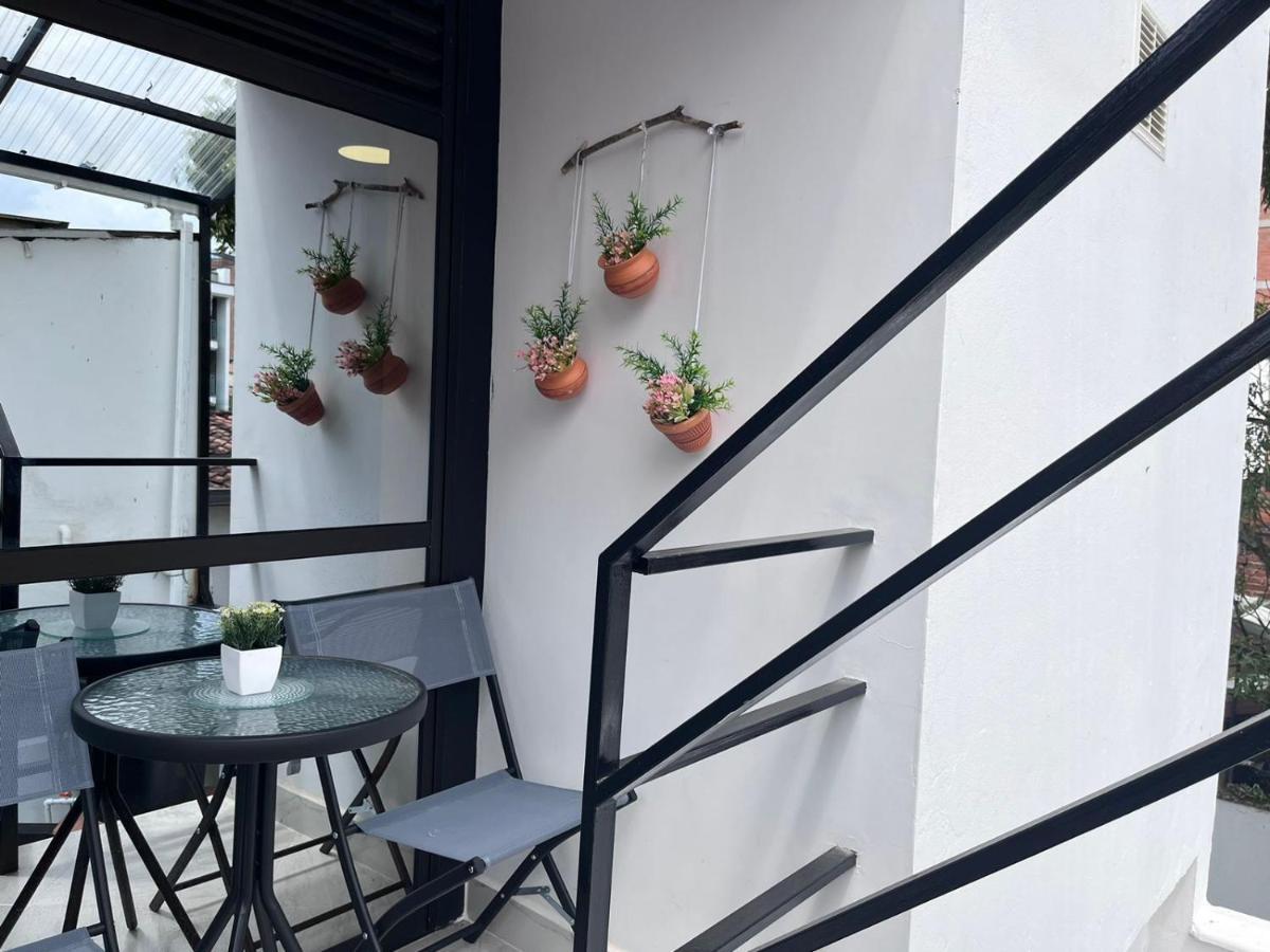 Hotel Edificio Santamarta Medellín Zewnętrze zdjęcie