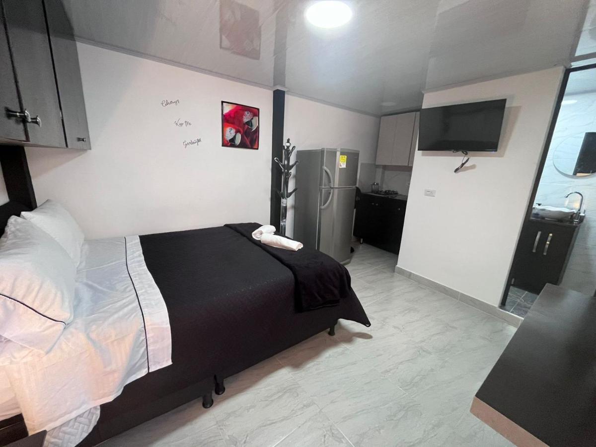 Hotel Edificio Santamarta Medellín Zewnętrze zdjęcie