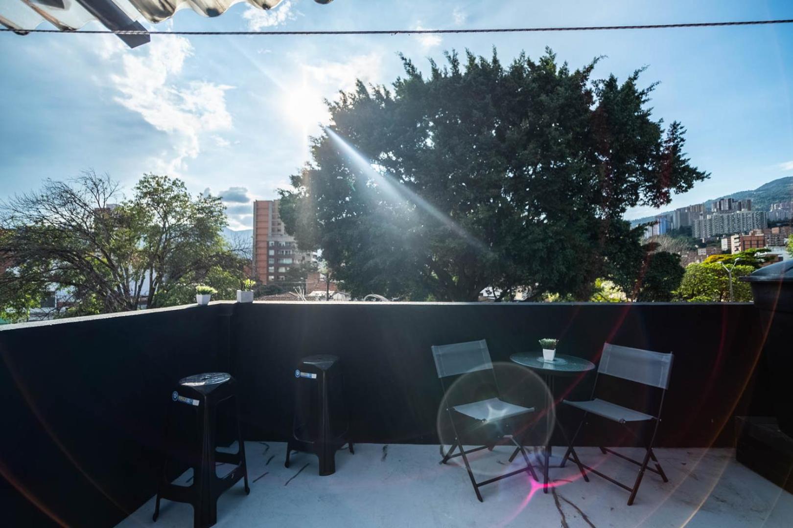 Hotel Edificio Santamarta Medellín Zewnętrze zdjęcie